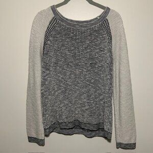 Loft Women's Trendy Edgy Knit Two Tone Black Pullover Sweater - Size L